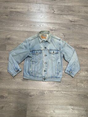 Vintage Levi’s Orange Tab Denim Trucker Jacket Size 40 Regular Blue Light Wash
